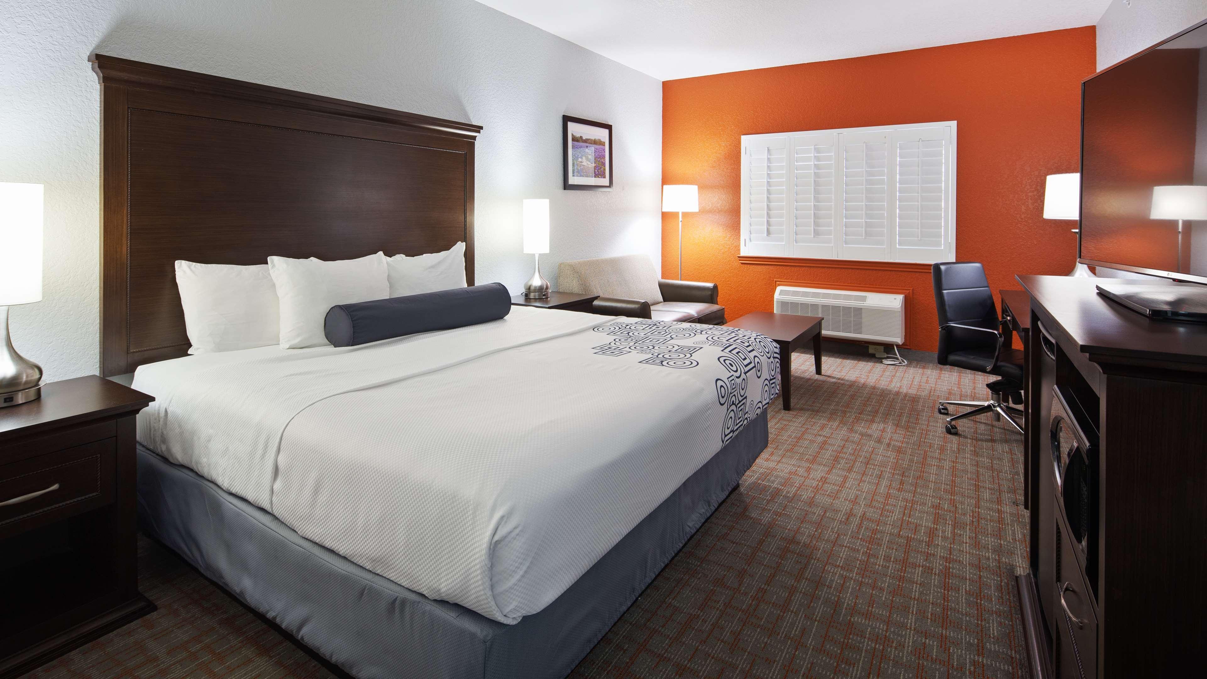 Best Western Plus Fredericksburg Dış mekan fotoğraf