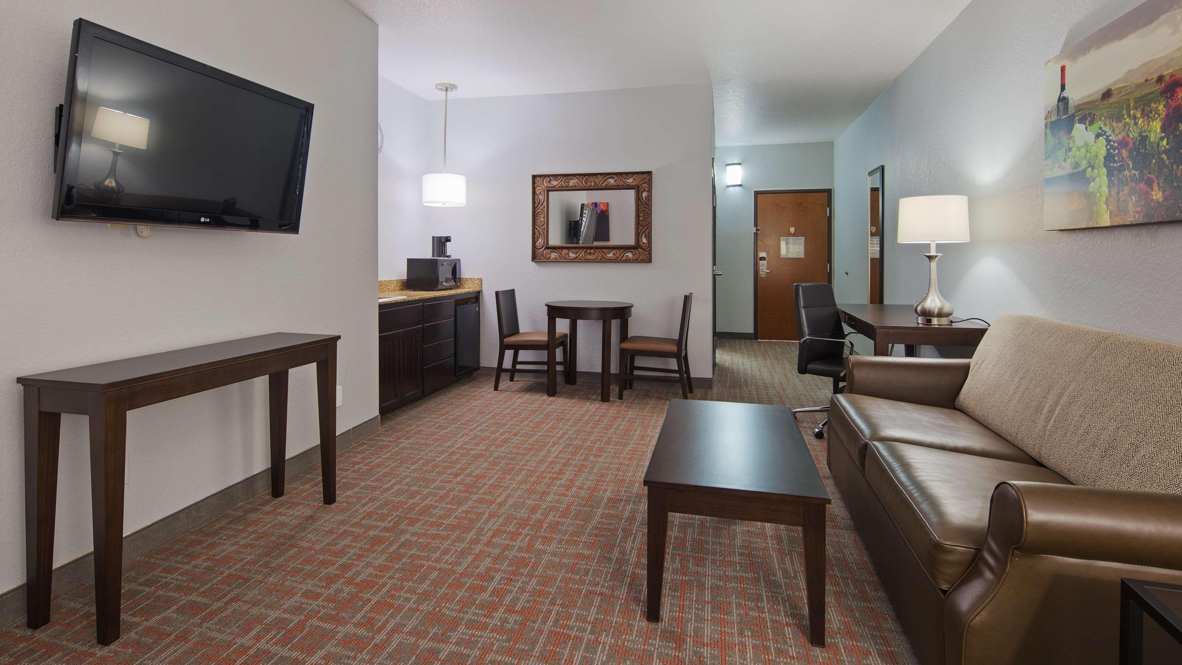 Best Western Plus Fredericksburg Dış mekan fotoğraf