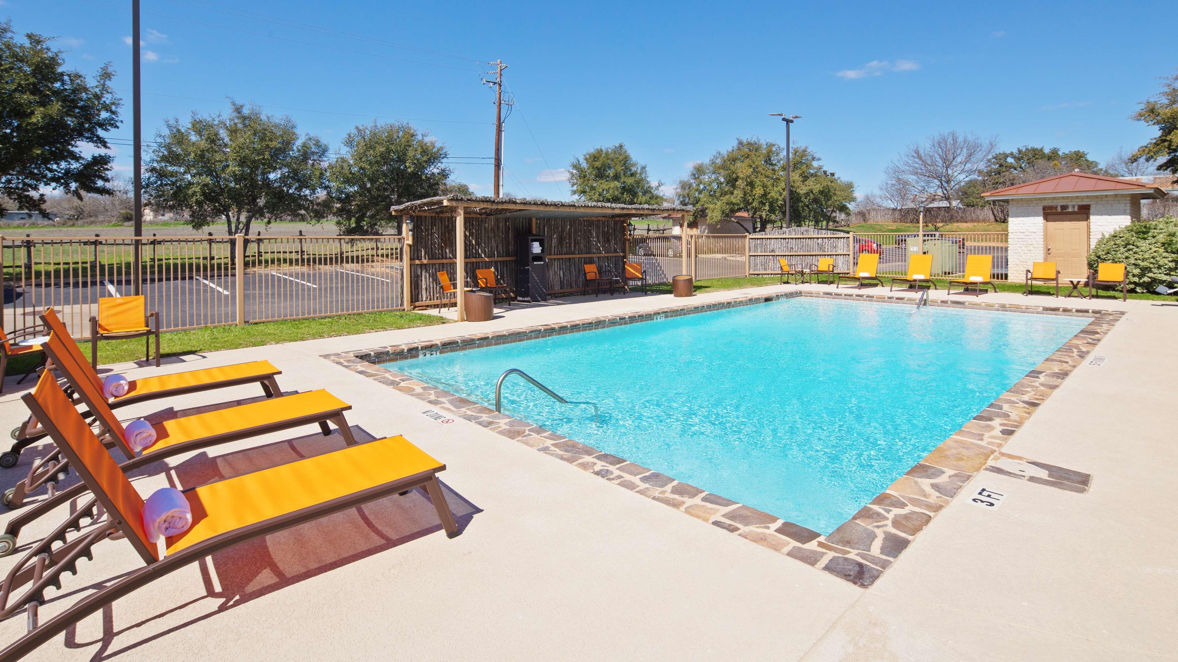 Best Western Plus Fredericksburg Dış mekan fotoğraf